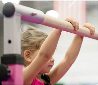 Barre horizontale ajustable de gymnastique